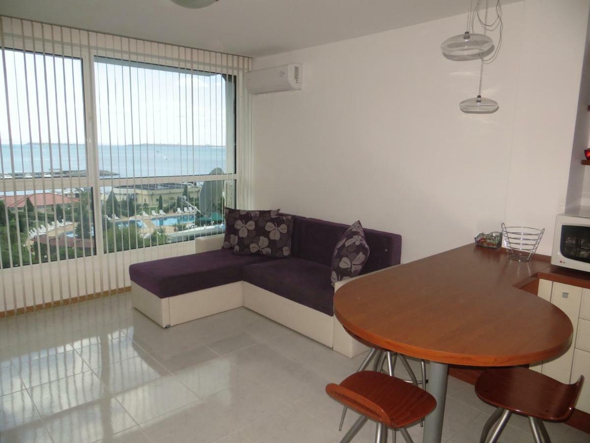 Holiday Apartment In Riviera Complex スヴェティ・ヴラス エクステリア 写真